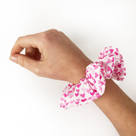 Nursing scrunchie