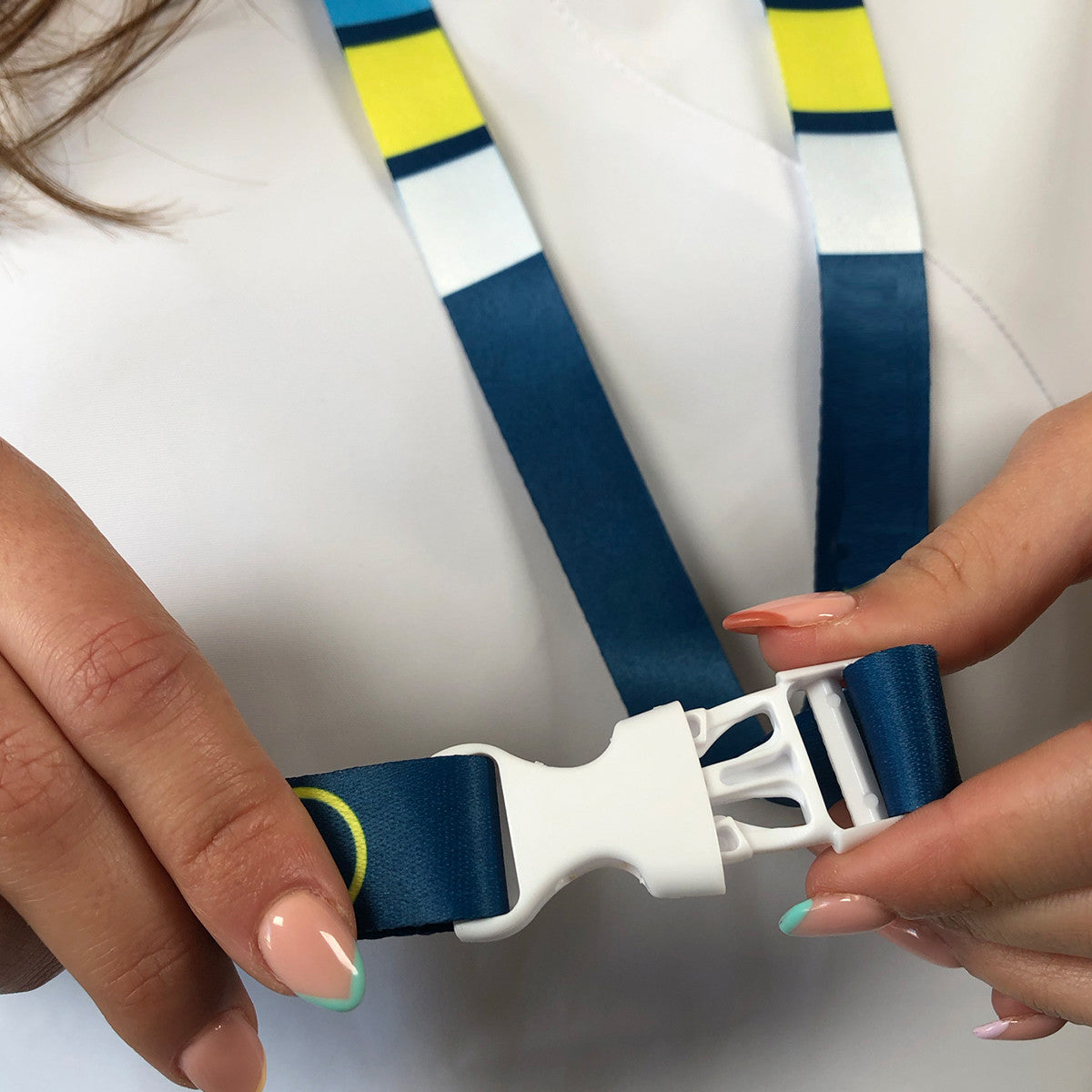 Lanyard multifunción Eighties - TCAE-zoom-6