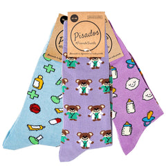 Pack de 3 calcetines sanitarios con diseños de farmacia, pediatría y ositos