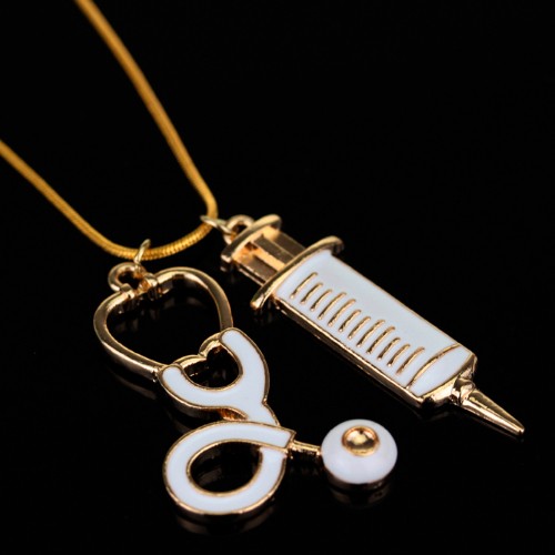 Colgantes con Cadena (gold/blanco) - Jeringuilla + Fonendo-3