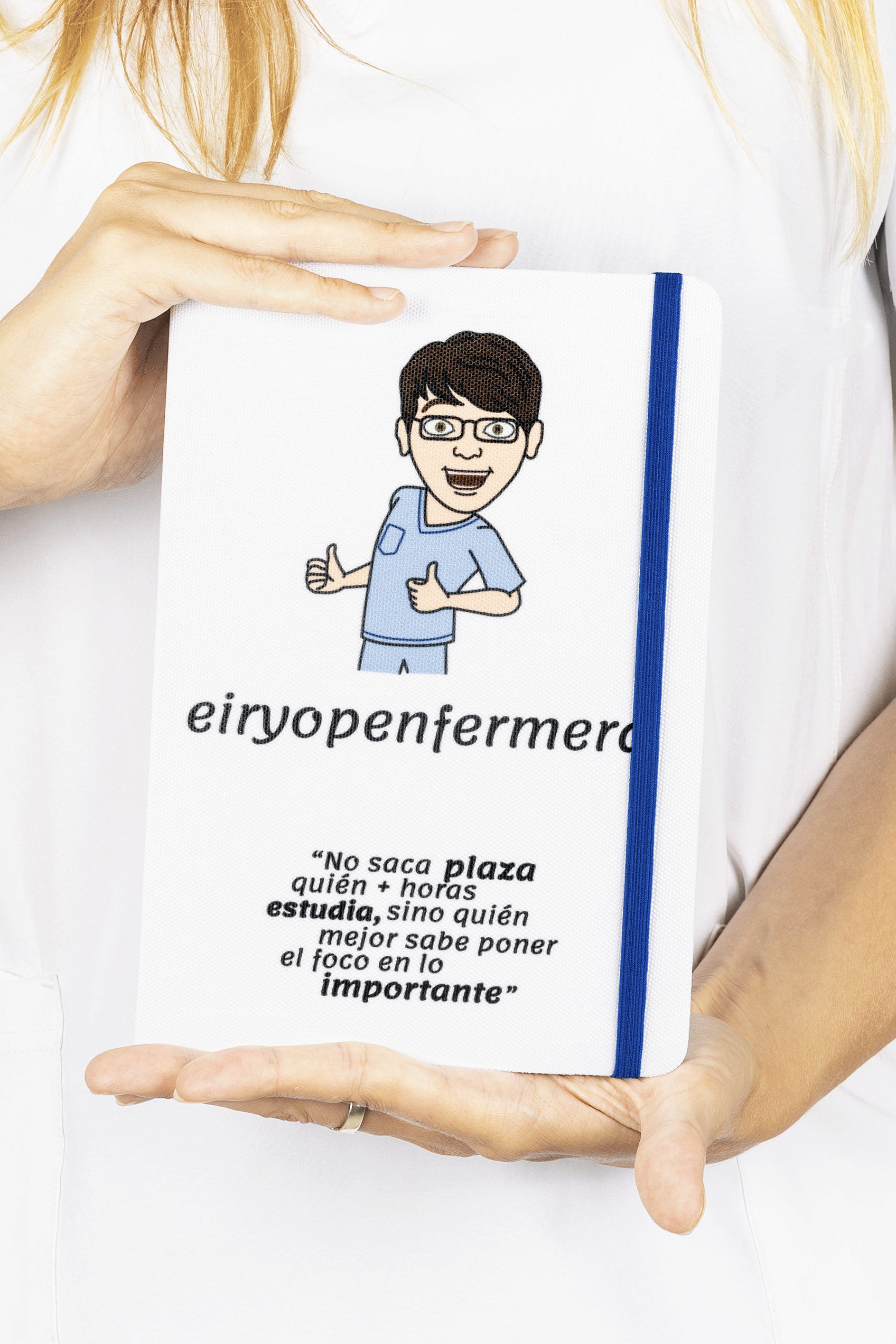 Libreta A5 con goma azul – Eiryopenfermera
