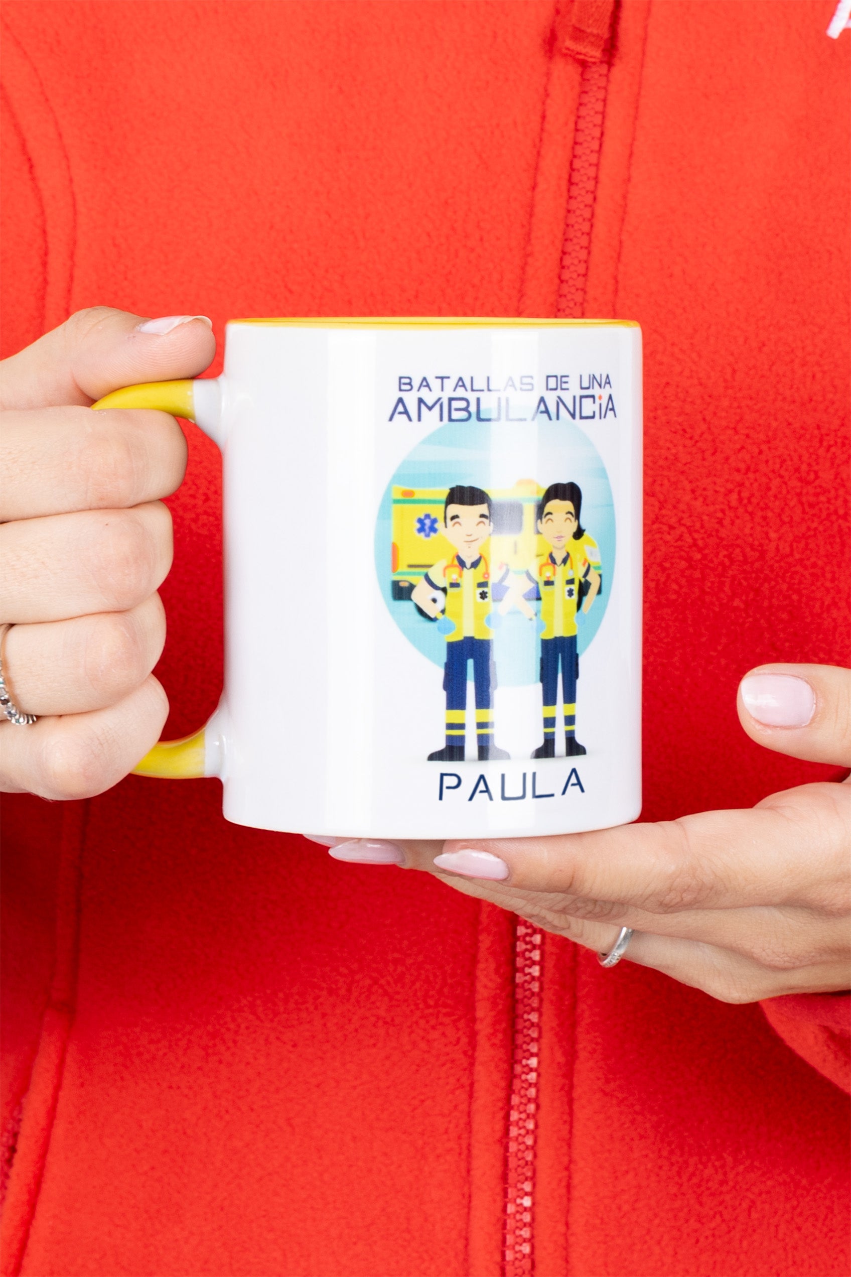 Taza cerámica personalizable amarillo - Batallas de una ambulancia-2